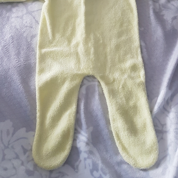 0-3 yellow soft footie - Picture 3 of 3